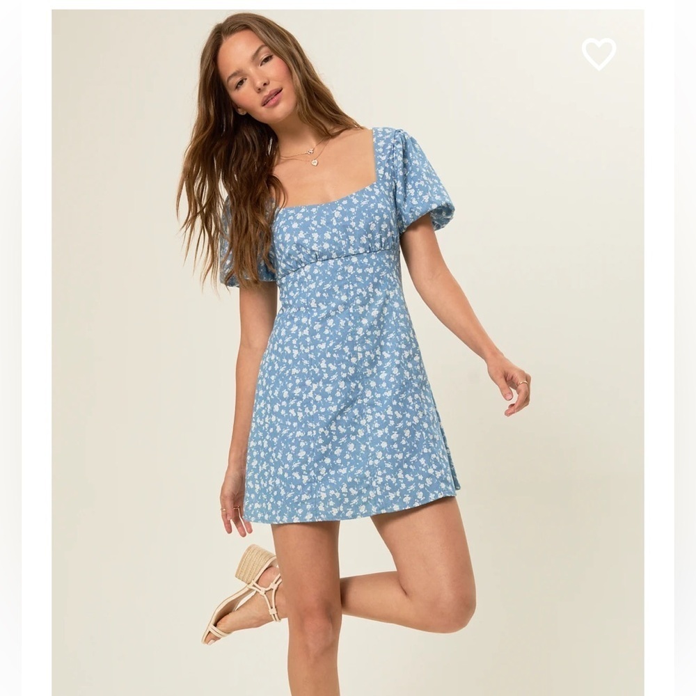 New with tags Altar’d state Laura puff sleeve dress